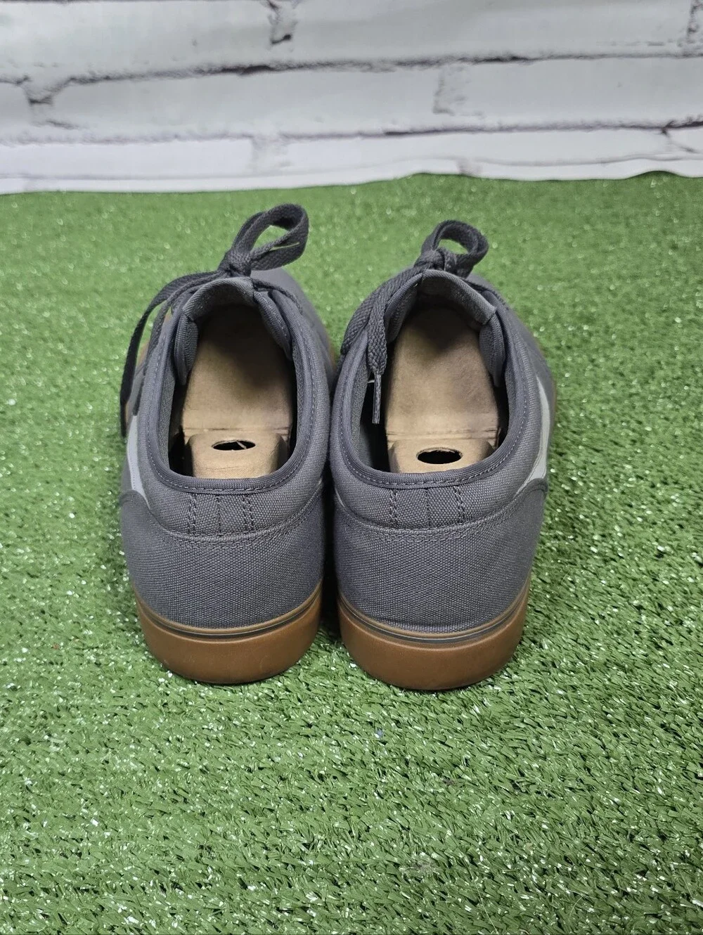 Nike Toki Cotton Canvas Low Laced Gum Sole Sneakers Dark Grey Size 14